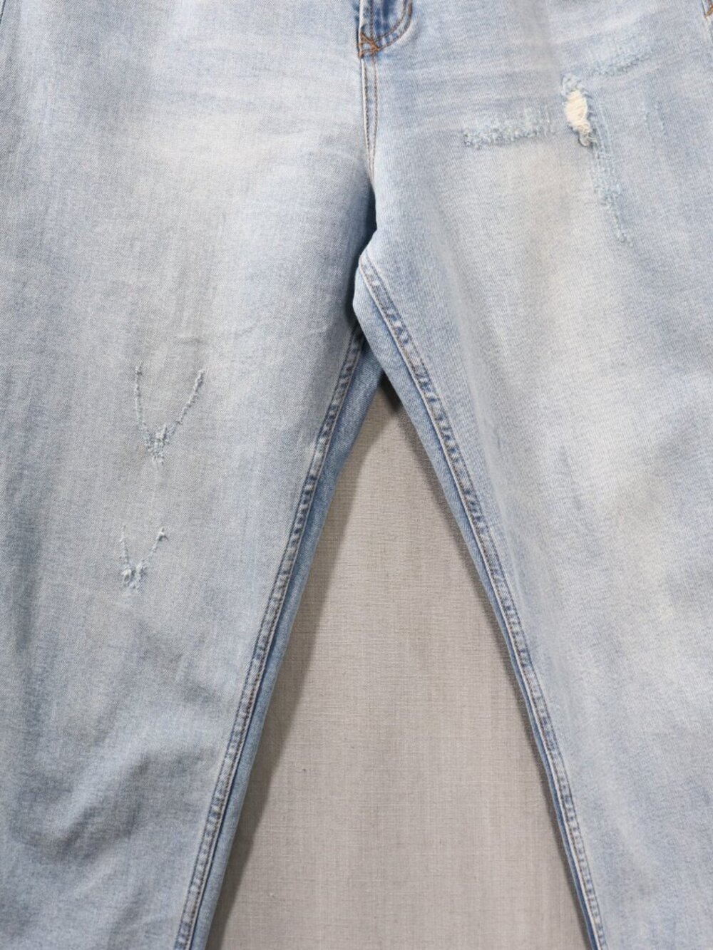 Dear John High Waisted Distressed Jean Women 31 - 12 Light Wash Comfort Stretch - Picture 9 of 16
